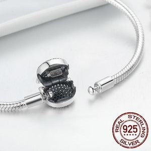 Sterling Silver Sparkling Cat Clasp Snake Chain Bracelet