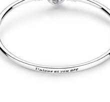 Load image into Gallery viewer, Sterling Silver Bangle Bracelet with Cubic Zirconia Snowflake
