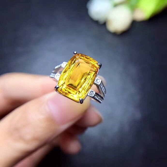 Classic Three Stone ring with trellis gold motif in under gallery